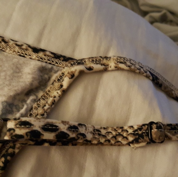 Curvy size Snakeskin Cami & Shorts Set athleisure - Picture 3 of 8